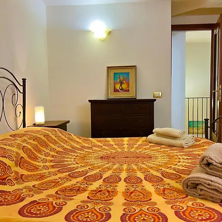 Apartment Santa Maria Le Grazie House Catania